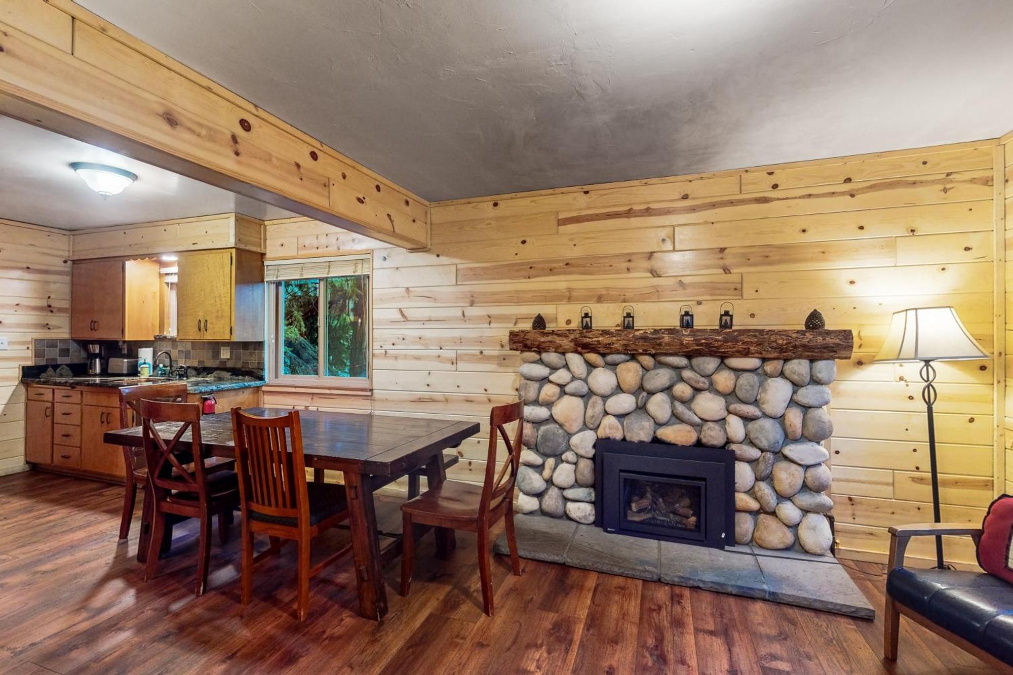Blue Meadow Cottage Shaver Lake Exterior photo