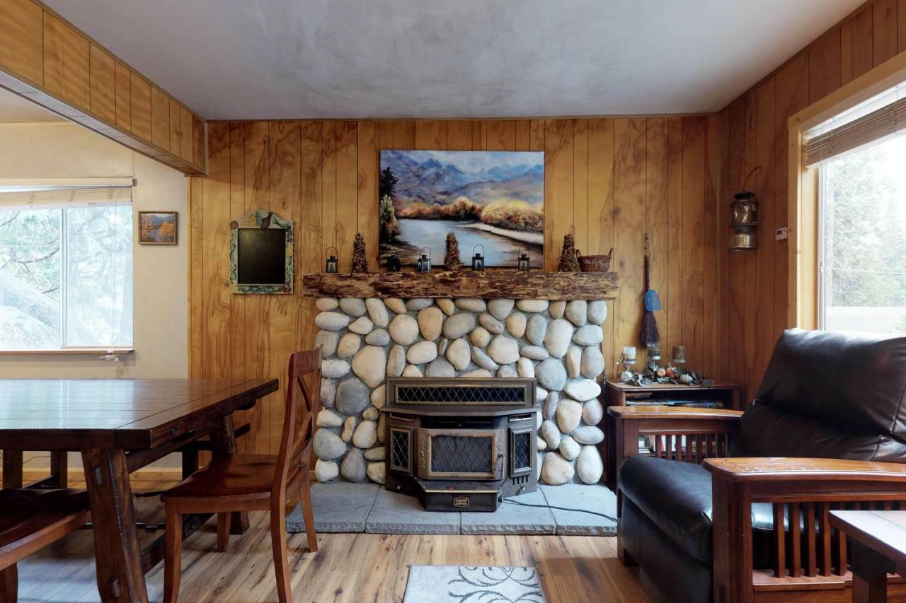Blue Meadow Cottage Shaver Lake Exterior photo